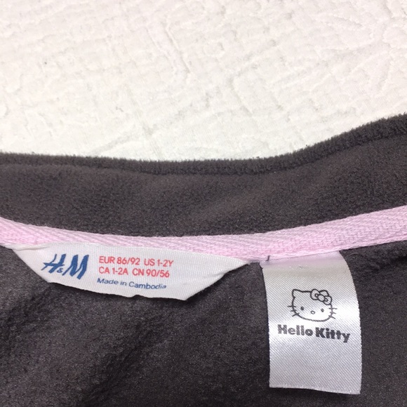 18m (3/$20) Hello Kitty Fleece Jacket - Picture 11 of 16